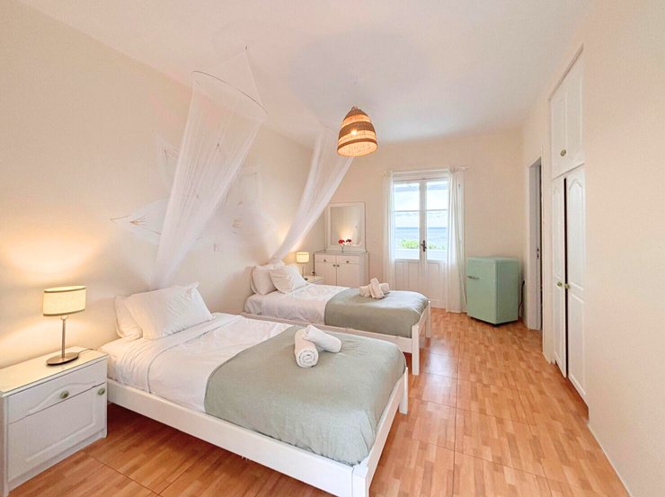 Ananda room with sea and garden views